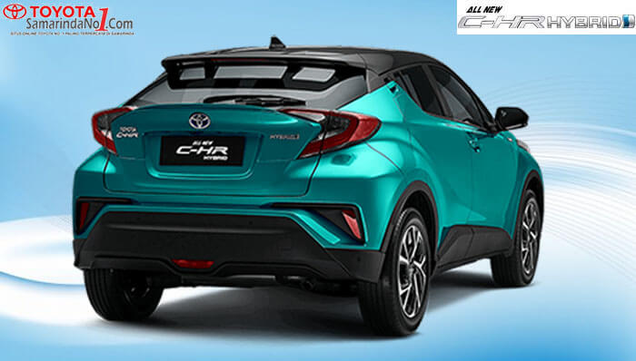 Tampak Belakang Toyota CHR Hybrid